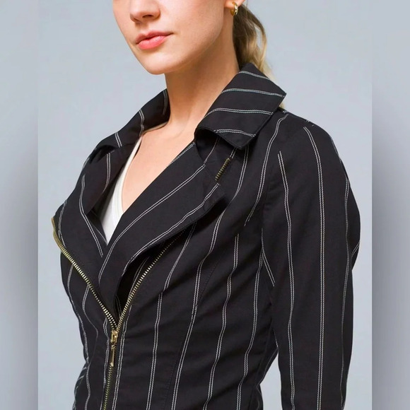 White House Black Market Women’s Washed Stripe Double Zipper Moto Jacket Size 2 - Picture 1 of 10